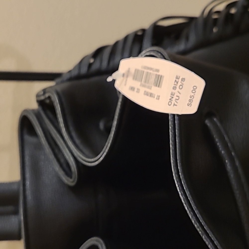 VS Backpack - Picture 3 of 4
